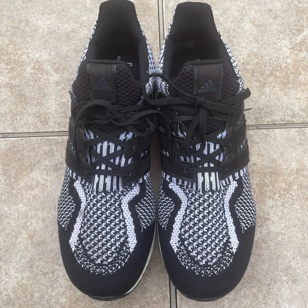 Adidas ULTRABOOST 5.0 DNA SHOES